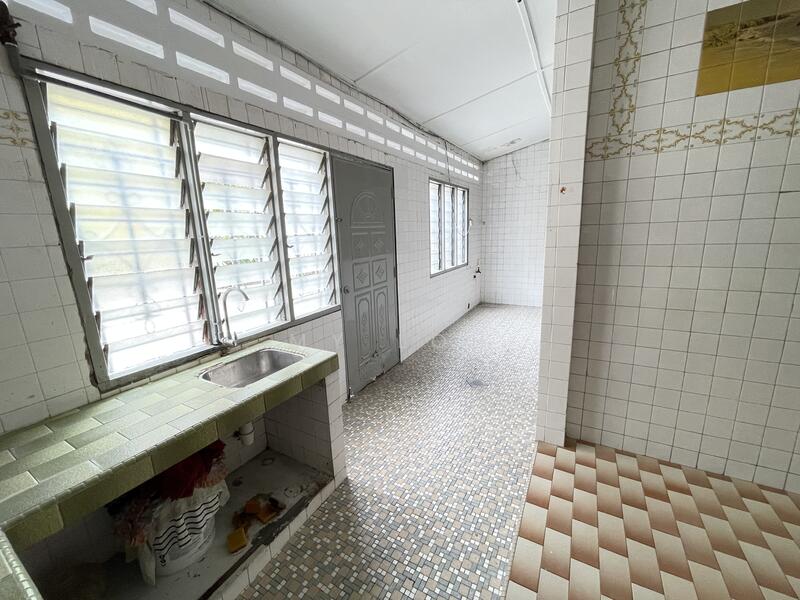 For Sale - 22x70 Taman Rakyat Yulek Cheras