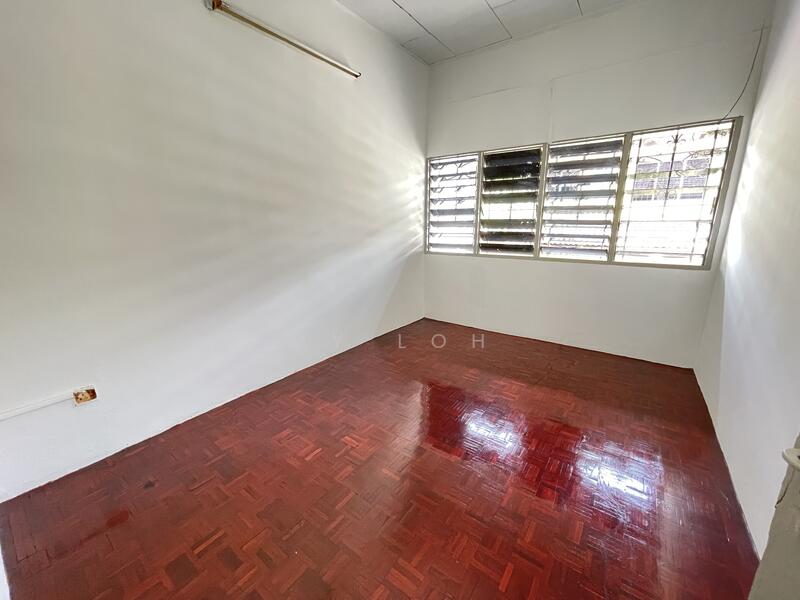 For Sale - 22x70 Taman Rakyat Yulek Cheras