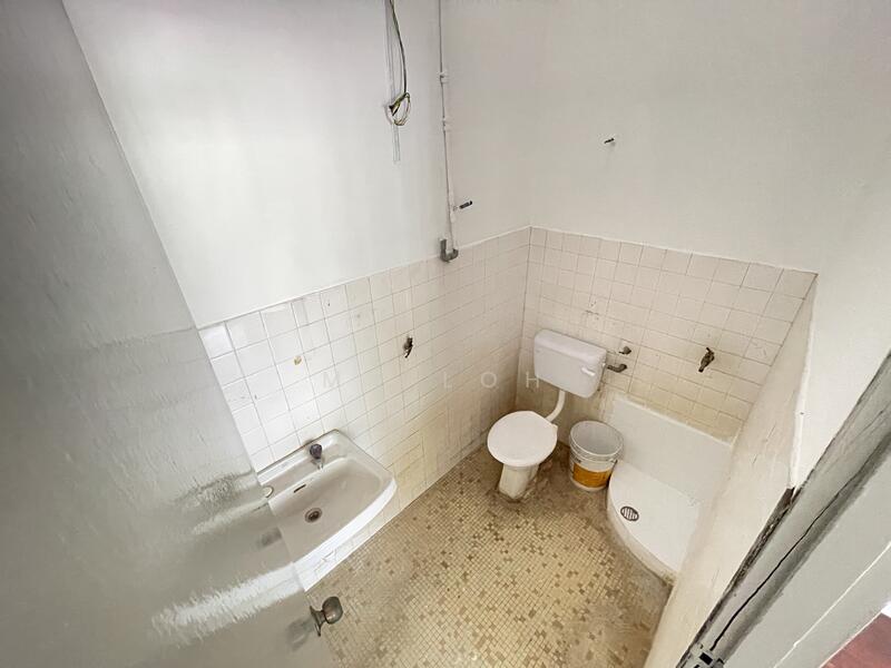 For Sale - 22x70 Taman Rakyat Yulek Cheras