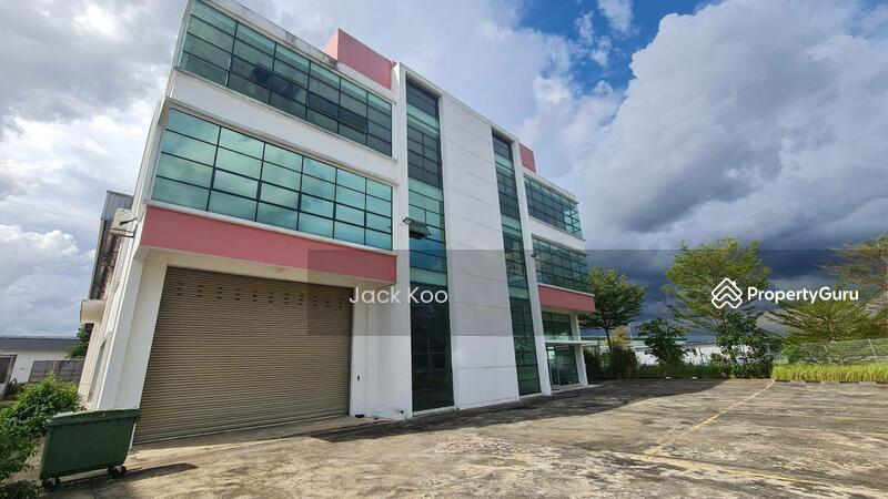 Untuk Dijual - Semi D Factory @ SilC Gelang Patah