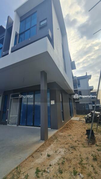 For Sale - Corner Superlink,Last unit available 3sty Corner,6beds Generation Homes,Sunway beside