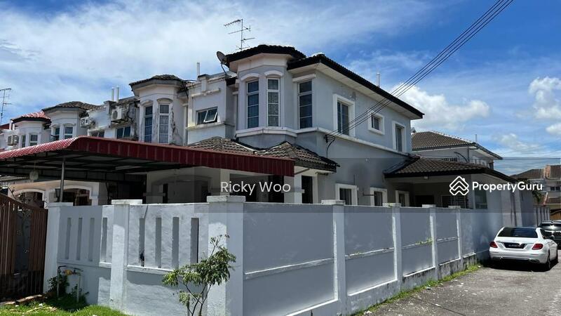 For Sale - Bukit Indah End Lot