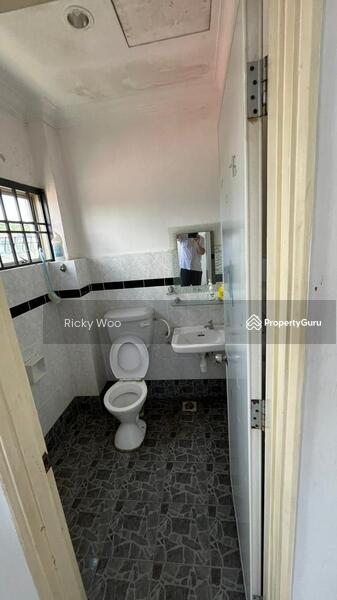 For Sale - Bukit Indah End Lot