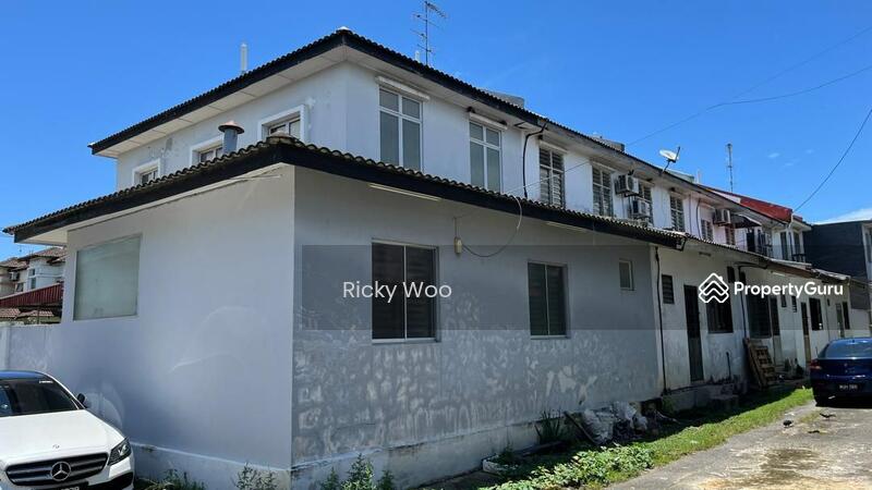 For Sale - Bukit Indah End Lot