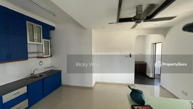 For Sale - Bukit Indah End Lot