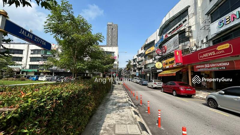 For Sale - 4sty, Potential ROI 4.8%, Hot Area, Desa Sri Hartamas