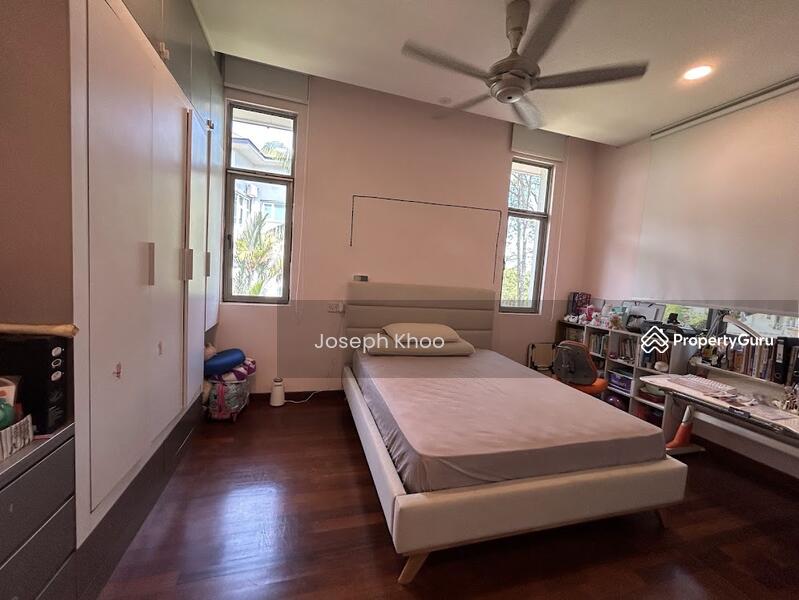 For Sale - Sri Suria