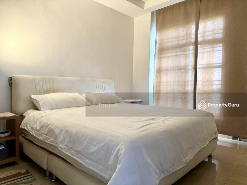 Untuk Dijual - The Straits View Condominium