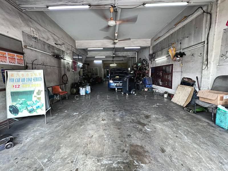 For Sale - 2 Storey Shop Lot @ Jalan Raya Timur, Klang For Sale