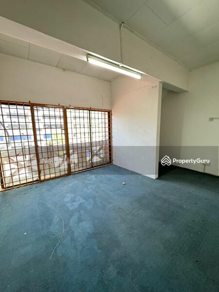 Untuk Disewa - Tampoi Utama 3 Storey Shop / 3rd Floor / Taman Perling