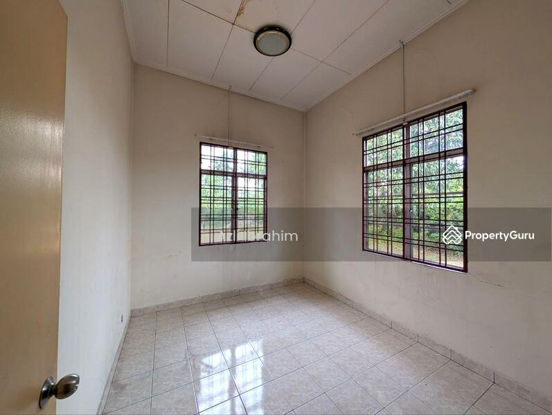 For Sale - Mahkota Impian Fasa 1 (Puncak Alam)