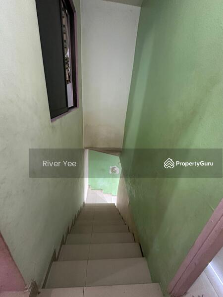 Untuk Dijual - 2-storey Terrace House at Taman Castlefield