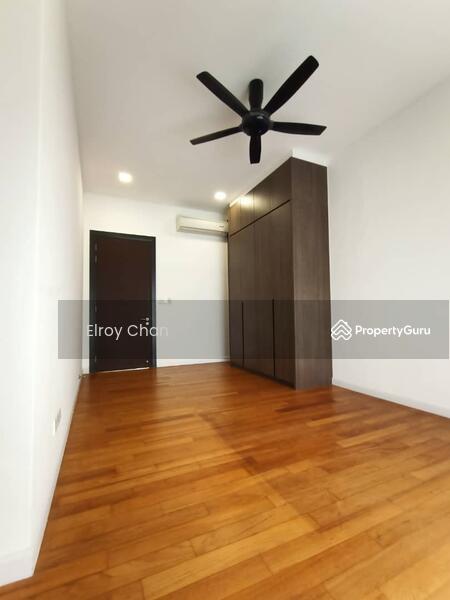 For Sale - Noble Park Grand Pool Villas East Ledang