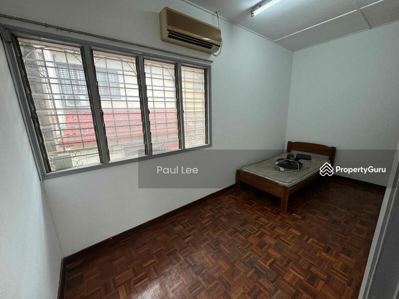For Rent - 2-storey Terrace House at SS19