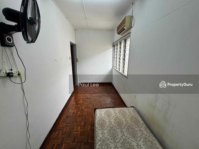 For Rent - 2-storey Terrace House at SS19