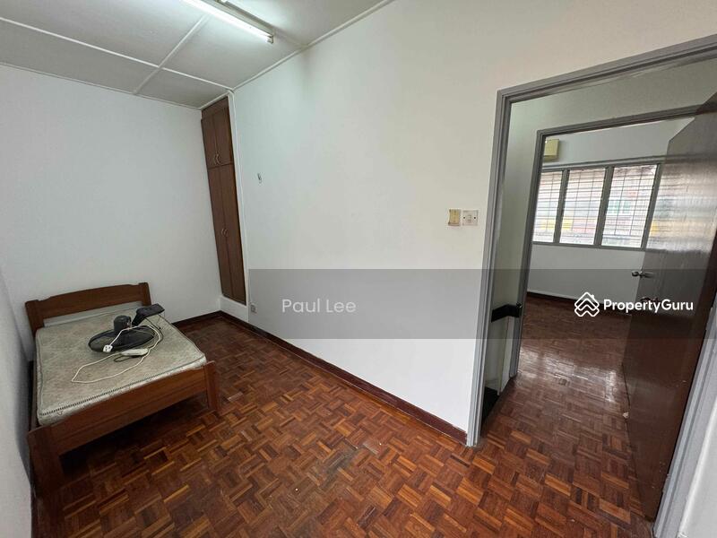 For Rent - 2-storey Terrace House at SS19