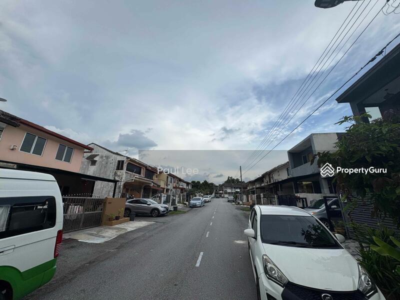 For Rent - 2-storey Terrace House at SS19