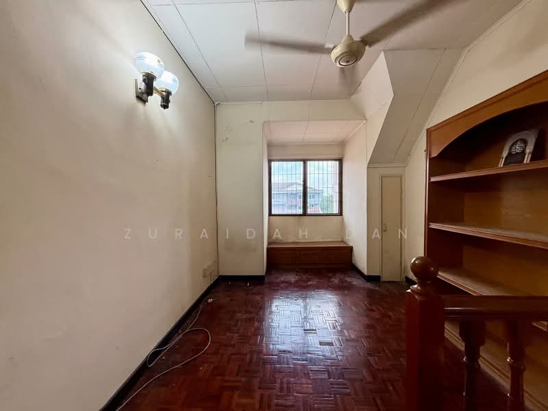 2-storey Terraced House for Sale in Taman Setiawangsa (Setiawangsa) - Zuraidah Dan - Family Area - PropertyGuru.com.my