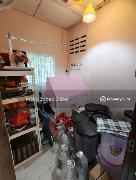 Untuk Dijual - End lot Single Storey Taman Salak Jaya Salak Selatan KL