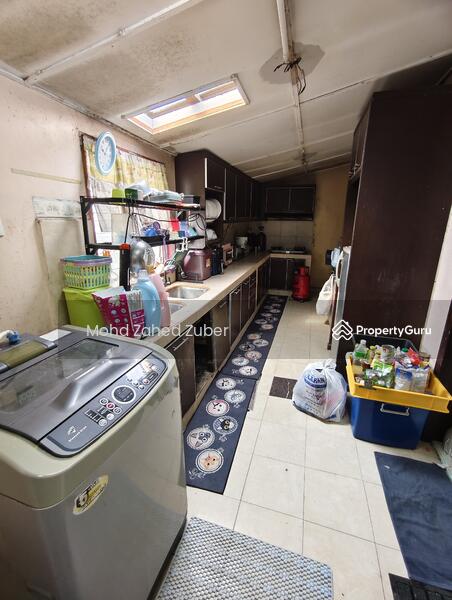 Untuk Dijual - End lot Single Storey Taman Salak Jaya Salak Selatan KL