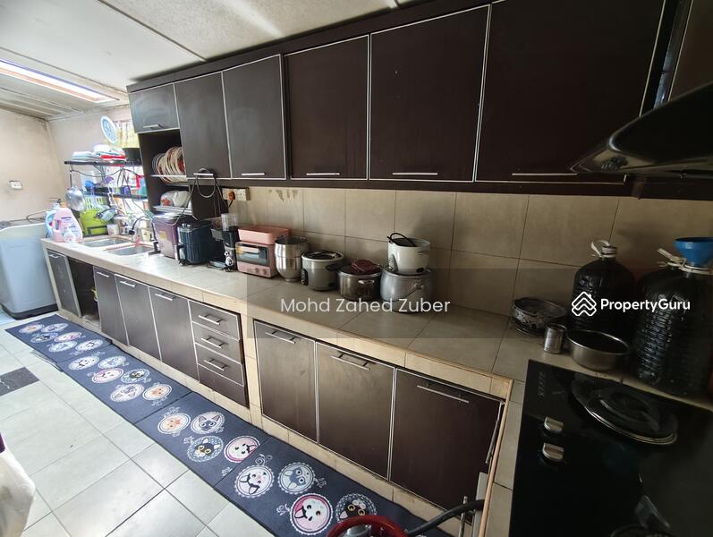 Untuk Dijual - End lot Single Storey Taman Salak Jaya Salak Selatan KL