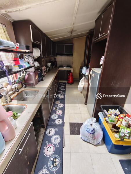 Untuk Dijual - End lot Single Storey Taman Salak Jaya Salak Selatan KL