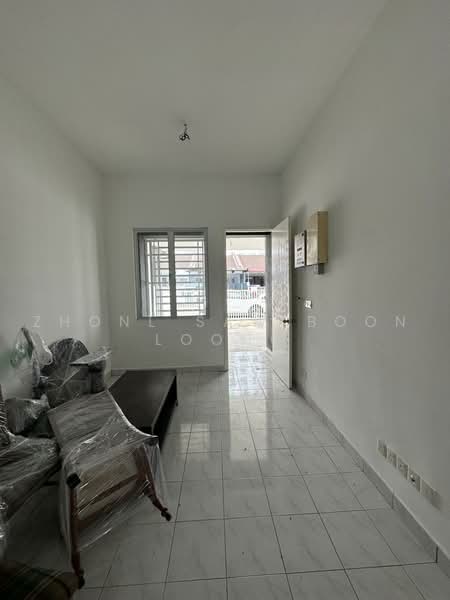 Rumah Teres untuk Dijual di Sungai Ara (Penang) - Zhonl Saw Boon Loong - Living Room - PropertyGuru.com.my