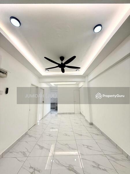 Fully Renovated Flat Puchong Permai Blok F7 Level 3