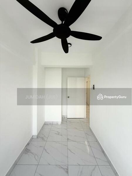 Fully Renovated Flat Puchong Permai Blok F7 Level 3