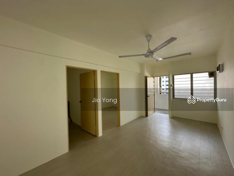 Untuk Dijual - Taman Yew Lean