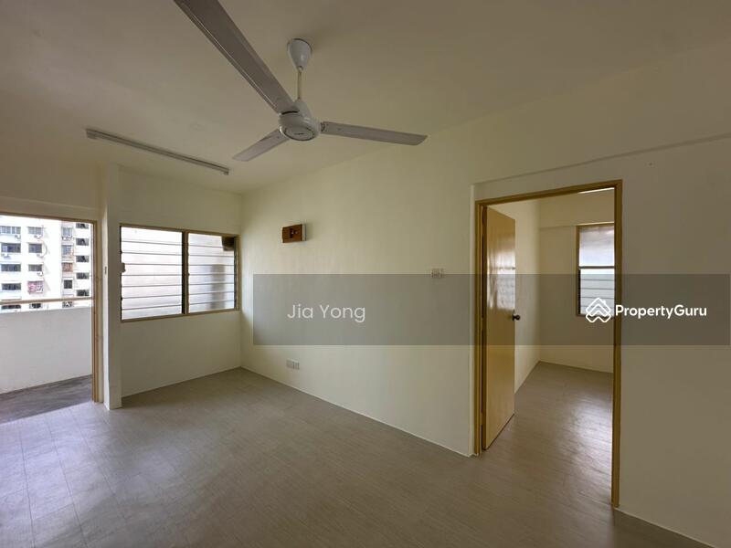 Untuk Dijual - Taman Yew Lean