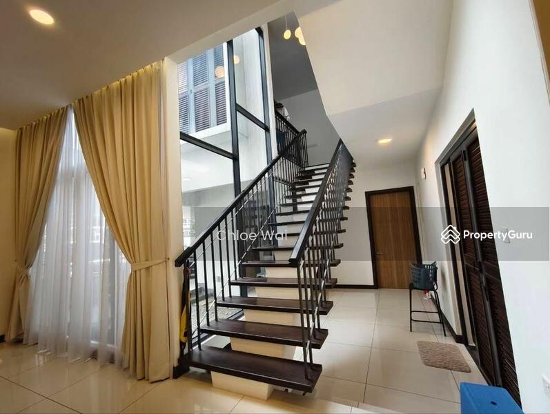 For Sale - Bungalow at Seksyen U16