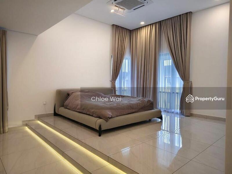 For Sale - Bungalow at Seksyen U16