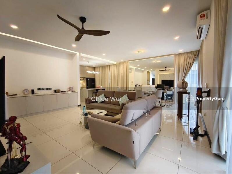 For Sale - Bungalow at Seksyen U16
