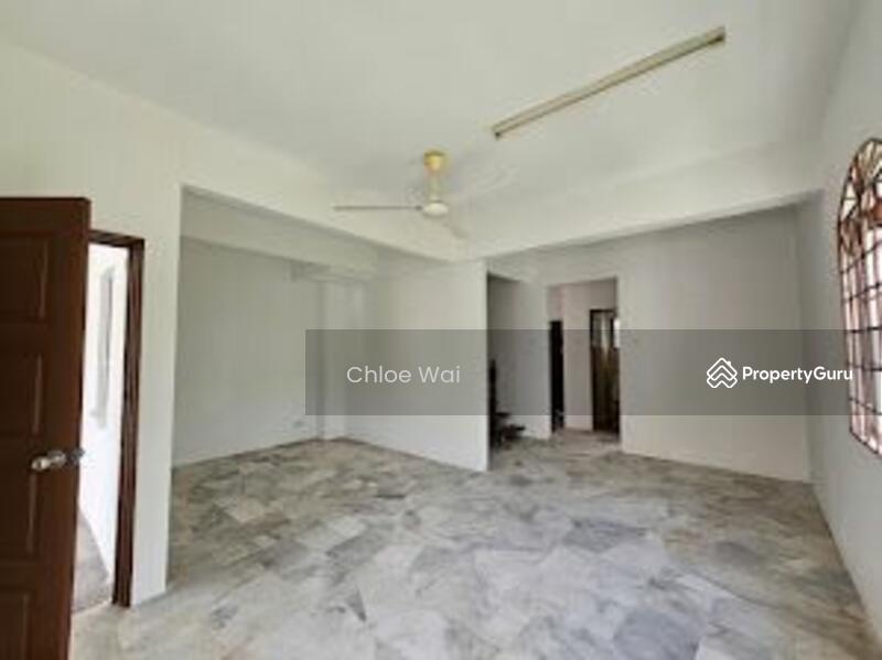 Untuk Dijual - 2-storey Terrace House at Usj 1