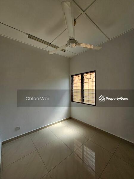 Untuk Dijual - 2-storey Terrace House at Usj 1