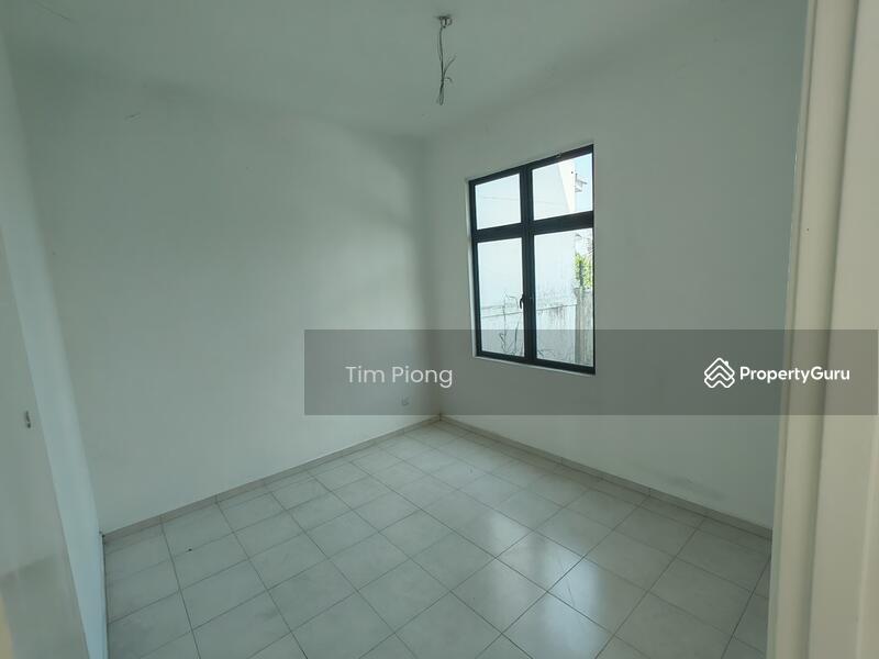 For Sale - Vista Kirana