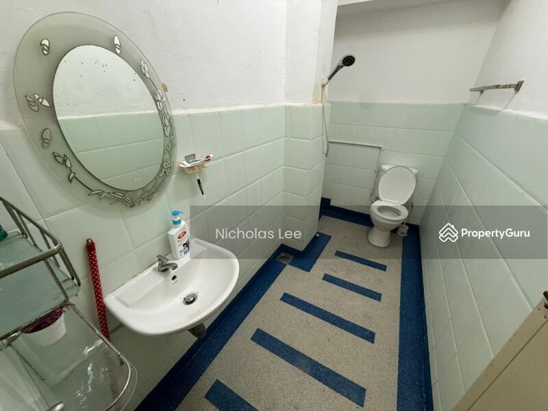 Untuk Dijual - Double Storey SEMID at Jalan Kuala Kangsar