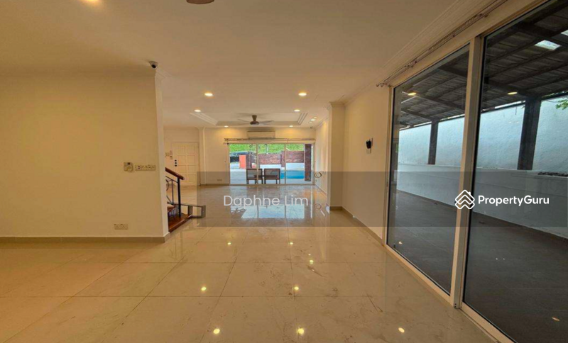 For Rent - Bungalow at Taman Damansara Endah
