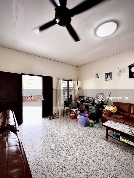 For Sale - Chee Seng Garden Single-Storey Semi-Detached House