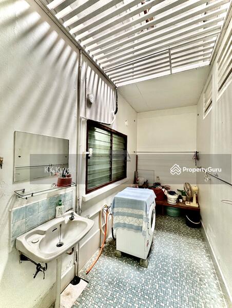 For Sale - Chee Seng Garden Single-Storey Semi-Detached House