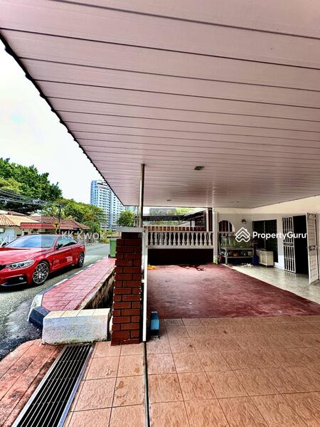 For Sale - Chee Seng Garden Single-Storey Semi-Detached House
