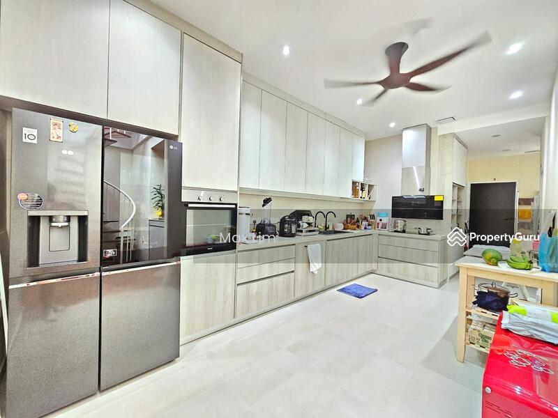 Untuk Dijual - 1.5 Storey Terrace @ Reservoir Garden