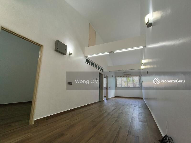 Untuk Dijual - SS 3【1.5 Storey】