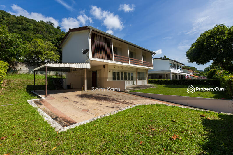 Untuk Dijual - Double Storey Bungalow at Taman Jesselton