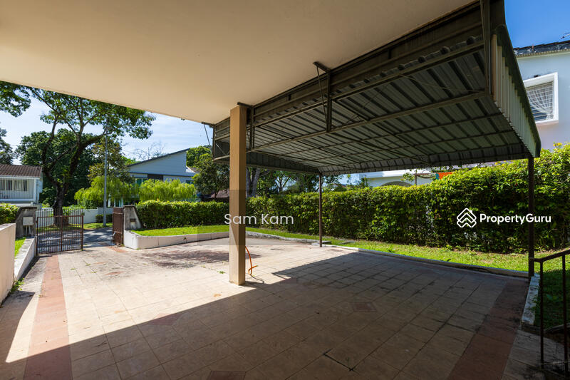 Untuk Dijual - Double Storey Bungalow at Taman Jesselton