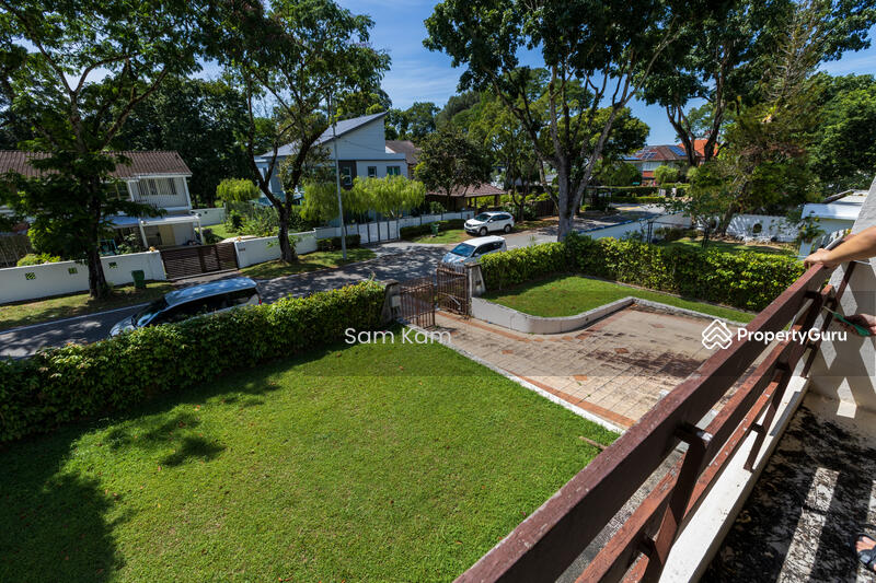 Untuk Dijual - Double Storey Bungalow at Taman Jesselton