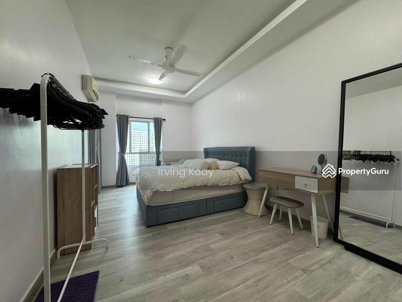 For Rent - One World 2 (1-Sky)