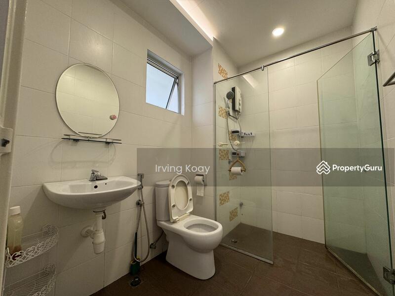 For Rent - One World 2 (1-Sky)