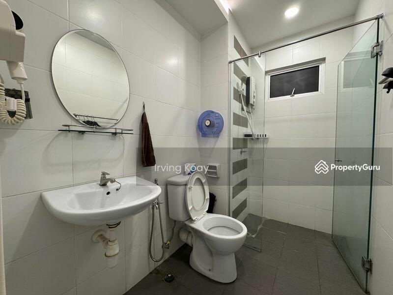 For Rent - One World 2 (1-Sky)